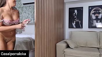 Preview 1 of Fat Fat Xxx Video - Ele quase pego nois duas no flagra. Mais mesmo asism fudeu nois duas e foi fuder o cuzinho da safada