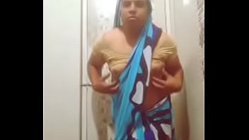 Preview 3 of Xnxxx Video Com Mobile - Sonu hot navel play