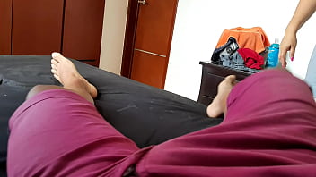 Preview 1 of Vilage Sex Kannada - Encuentro a mi hijastro masturb&aacute_ndose,  qu&eacute_ rica polla