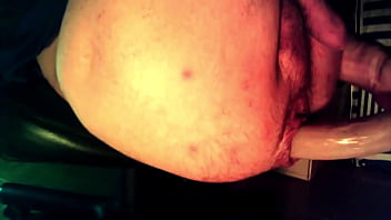 Preview 3 of Delivery Pizza Boy Fuck Hotel - small dildo crazy orgasm