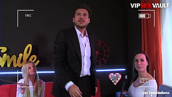 Preview 1 of Pak Pathan Boobs - Stunning Babes (Sicilia,  Mea Melone) Get Satisfied By Small Penis Stud - LOS CONSOLADORES