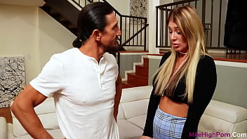 Preview 1 of Acter Meera Xnxx - Lolly Dames In Cheating Housewives 4 Scene 3