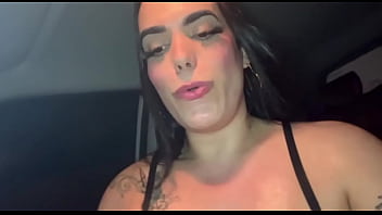 Preview 1 of Deep Throated Teens - ca&ccedil_ando putaria,  no final paguei vintao pro noia pra ele chupar meu pau e deixar eu goza na cara dele