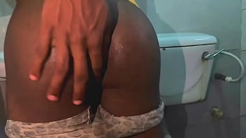 Preview 2 of Fat Slags - Fucking a bubble butt stranger i met at the supermarket
