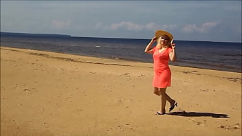 Preview 1 of Bokep Jepang Suster Vs Pasien - Sea and island, relaxing on the beach of a hot blonde