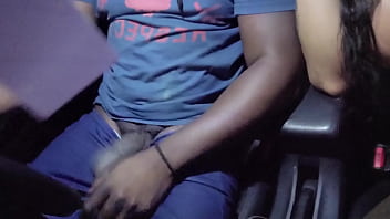 Preview 1 of Big Cocks Bar Decks - Ele toca punheta andado pelas ruas de carro
