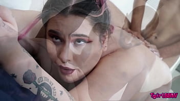 Preview 3 of Sexxxxx Dog - GROOBY.CLUB: ADRIANA GONZALEZ AND HER BIG ASS!
