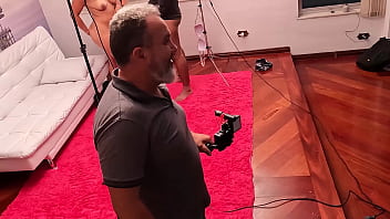 Preview 1 of Korrina Kova - A putaria rola solto durante os bastidores de duas estreantes