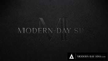 Preview 1 of Xnxx Indean Moti Ati - MODERN-DAY SINS - Horny Swingers Try FULL SWAP FOURSOME With Teens! Shay Sights and Chloe Temple