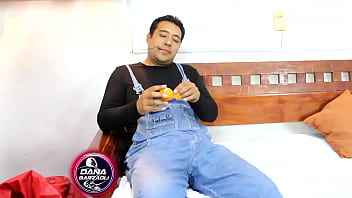 Preview 1 of Anul Fist - dana barzagli en el granjero pt 1