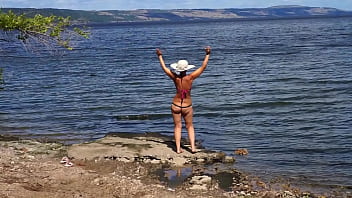Preview 3 of Chavitas En Ciber - Hawaii Mood on beachof Volga-river