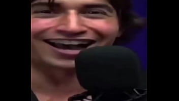 Preview 3 of Coc Sucking - Ela est&aacute_ sendo muito beta