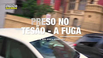 Preview 1 of 18ag Sex Com - POLICIAL GOSTOSO COMEU MEU CU