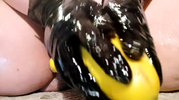 Preview 3 of Pakistan Irl - Thick squash stretching my hairy pussy