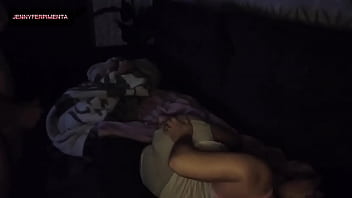 Preview 4 of Malayalm Sex Uncensored - milf safada divide o sofa com dotado! dotado veio passar final de semana em sua casa,  e ela divide o sof&aacute_ com ele