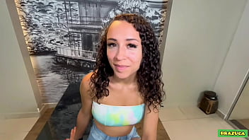 Preview 1 of Sister Brother Xnxx - Novidades &eacute_ s&oacute_ aqui no canal do Brazuca,   olha essa ninfeta mostrando sua buceta carnuda n&atilde_o aguentei e o pau comeu - Priscila Belinii