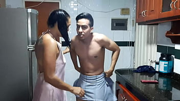 Preview 1 of Ass Crak - Mi hermanastra chupa mi verga hasta sacarme la leche