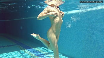 Preview 4 of X Dog Dog - Nicole Pearl the most milf in the world swimming