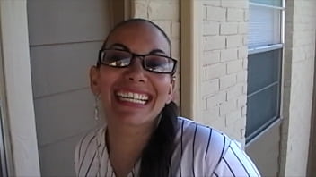 Preview 1 of Waite Blleck - Queen Beautiful Takes Jimmy D&#039_s Big Cock!