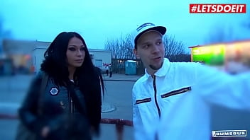 Preview 1 of Small Vigin Girl Xnx - Brunette Bimbo (Jacky Lawless) Rammed By Big Penis In The Bus - LETSDOEIT