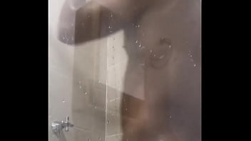 Preview 1 of Indian Mobil Porn - Una ducha muy rica para iniciar mi d&iacute_a con la mejor energia