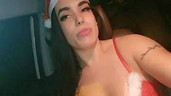 Preview 1 of Dance Iranian - Carona de NATAL,  que boquinha aveludada que ele tem