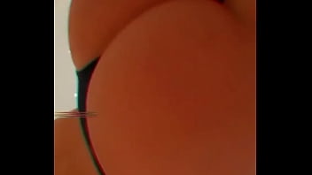 Preview 1 of New English Xx Video 2019 - Culona mostrando tanga