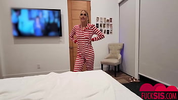 Preview 3 of Wwwredtubcom - Keeping Herself Busy Khloe Kapri ,  Allen Swift