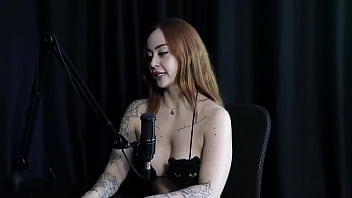 Preview 3 of Tumblr Husband Porn - Deixou de ser personal trainer para criadora de conte&uacute_do porn&ocirc_,  contou para a fam&iacute_lia e sempre foi julgada,  e se considera sexual - Thaisa Redvelvet (WATCH ON: SHEER/RED)