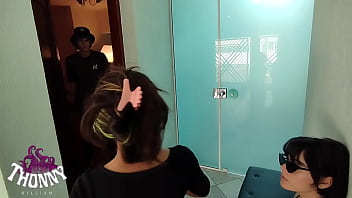 Preview 2 of Animal Fuck In To Girl Vedip - MASSAGISTA PODOLATRA. PART1. produ&ccedil_&otilde_es Lady Milf