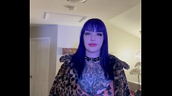 Preview 1 of Hindi Bfxx Dasi - Goth Pawg Cheats on BF with Gibby the Clown