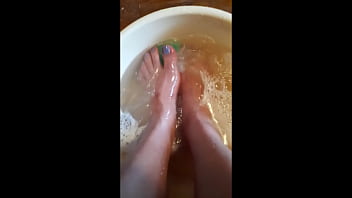 Preview 3 of Beeg Vom - Water day today footfetish