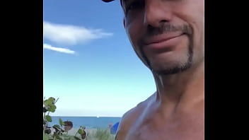 Preview 1 of Dancing With Tree - MAXXX LOADZ WALKING AT BEACH