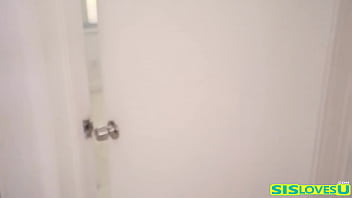 Preview 2 of Smoll Gril Six - Harlow West In Headache boner Problem