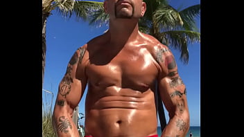 Preview 1 of Bulu Movi Pron - FLEXING