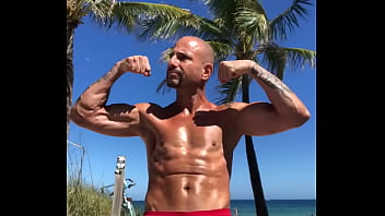 Preview 3 of Malaysian Xxxx Videos - FLEXING