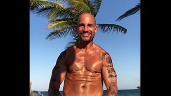 Preview 4 of Baby Hq Hd - BEACH BODY BRO
