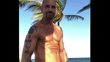 Preview 1 of Riley Rivd - FLEXING