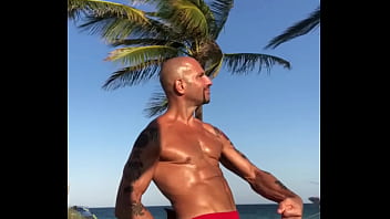 Preview 2 of Bolfriead Wife - BEACH BODY PORNSTAR