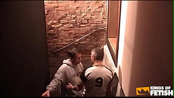 Preview 1 of Smail Girls Xxx Sex - Lucky guy gets his big dick blowed by a horny man on the stairs of the bar