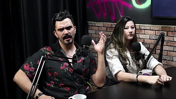 Preview 1 of Between Study - Ela ficou dando pra todos os amigos dele,  e ele confessou que traiu ela 5x  - Bella Mantovani e O Fera