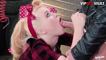 Preview 2 of Bart Fuck Lisa Simpsons Porn - Pinup Chick Misha Cross Passionately Fucked By Biker BF - VIP SEX VAULT