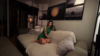 Preview 1 of Sanny Lone Xvideo - Met a girl in a club,  gave her a massage and cummed on her beautiful feet