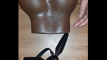 Preview 1 of Cum Isnide Pusyy - L&eacute_cher sa chatte en silicone remplie de chantilly