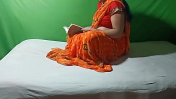 Preview 1 of English Beautiful Sex - कोमल पढ़ रही थी कहानी फिर जो हुआ खुद देख लीजिए,  कोमल भाभी को ना कहना भारी पड़ गया