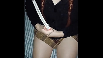 Preview 1 of Kichent Sex With Mom - Mi hermanastra es una colegiala muy rica y puta, mis padres piden que la lleve a clases y terminamos follando rico. Videos caseros, xnxx