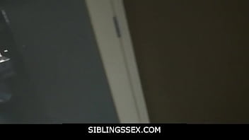 Preview 1 of Www Hd Indian Xnxx Images - SiblingsSex - Blindfolded stepsis Tiffany Watson get two dick surprise