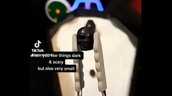 Preview 2 of Www Xxxy Com - Dark &amp_ scary ?But also v smol ?