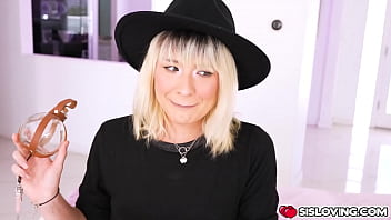Preview 2 of Dijital Porno - Stepsister Jessie Saint makes Alex cum in a potion bottle for her and showing off her pussy
