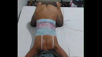 Preview 3 of Stage Lap Dance - Ladysilva na cama sexy exibindo sua bunda gostosa